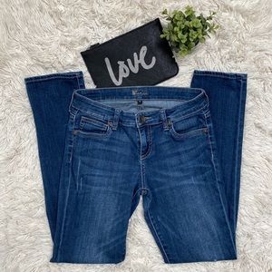 Kut from the Kloth Relaxed Skinny Jeans 💗 Medium Wash